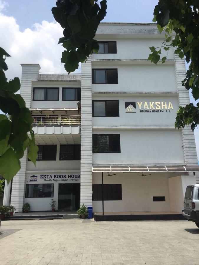 Yaksha Holiday Home Силигури Екстериор снимка